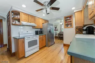 31 Victory Ave, Pohatcong Township, NJ 08865 - Photo 10