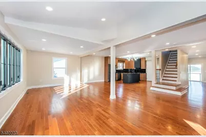 50 Grand Ave, Ridgefield, NJ 07660 - Photo 10