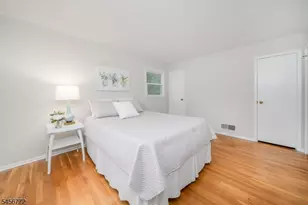 43 Roosevelt Ave, Chatham, NJ 07928 - Photo 18