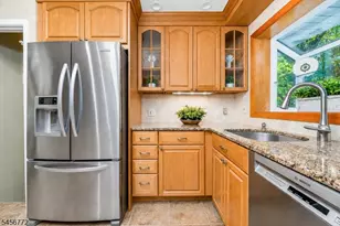 43 Roosevelt Ave, Chatham, NJ 07928 - Photo 10