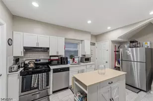 69 Oakland Terrace, Newark, NJ 07106 - Photo 14