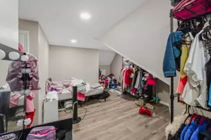 69 Oakland Terrace, Newark, NJ 07106 - Photo 20