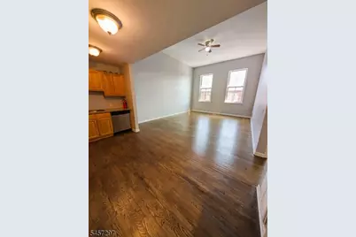 19 Market, Paterson, NJ 07501 - Photo 4