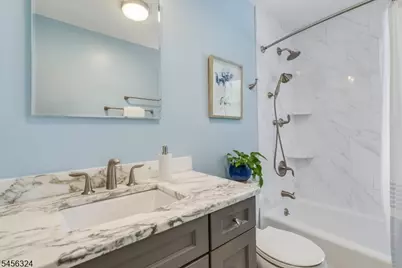 12 Francis Pl, Montclair, NJ 07042 - Photo 16