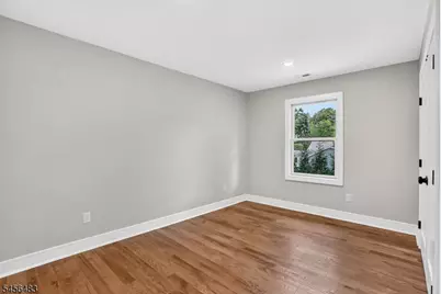 910 Minisink Way, Westfield, NJ 07090 - Photo 20