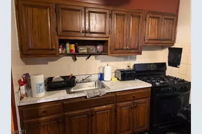 81 Chestnut Ave, Irvington, NJ 07111 - Photo 24