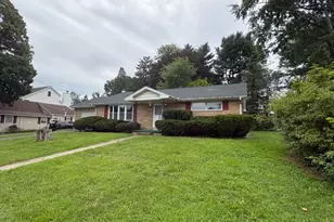 308 Park Ave, Lopatcong Township, NJ 08865 - Photo 2