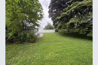 308 Park Ave, Lopatcong Township, NJ 08865 - Photo 16