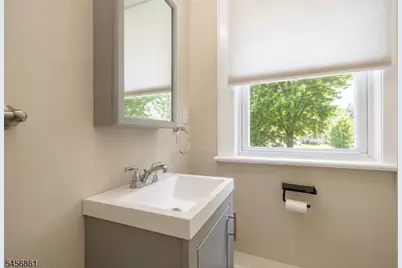 911 Jersey Ave, Elizabeth, NJ 07202 - Photo 16