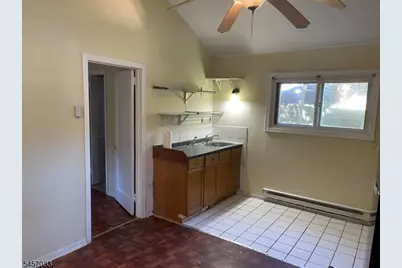 28 Harvard Trl, Hopatcong, NJ 07843 - Photo 4
