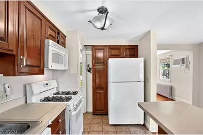 57 Bond Pl, North Arlington, NJ 07031 - Photo 8