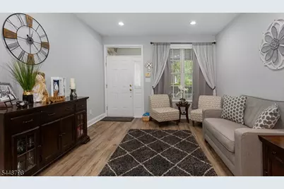 145 Levinberg Ln, Wayne, NJ 07470 - Photo 6