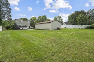 124 Weinmanns Blvd, Wayne, NJ 07470 - Photo 12