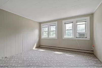 124 Weinmanns Blvd #2, Wayne, NJ 07470 - Photo 6