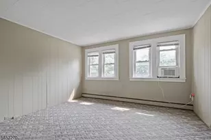 124 Weinmanns Blvd, Wayne, NJ 07470 - Photo 6