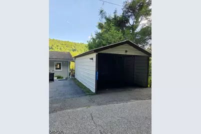 101 Woods Rd, Sandyston Township, NJ 07826 - Photo 18