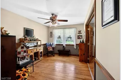 115 Fairview Dr, Branchburg Township, NJ 08853 - Photo 24
