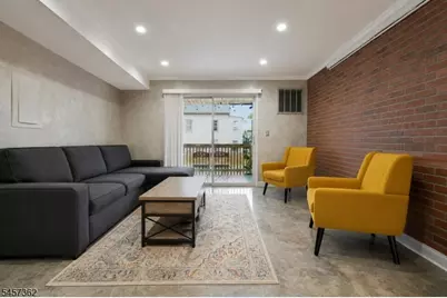 58 S 2nd St #2A, Elizabeth, NJ 07206 - Photo 4
