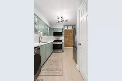 58 S 2nd St #2A, Elizabeth, NJ 07206 - Photo 8