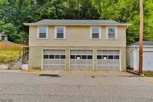 12 Limekiln Rd, Phillipsburg, NJ 08865 - Photo 1