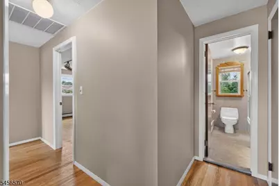 42 Hanover Pl, Wayne, NJ 07470 - Photo 16