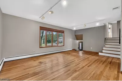 42 Hanover Pl, Wayne, NJ 07470 - Photo 6