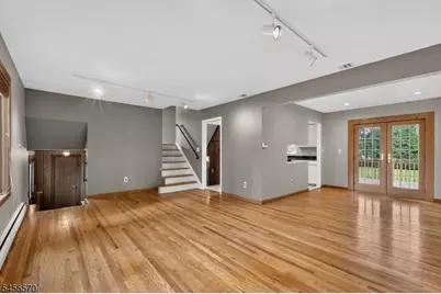 42 Hanover Pl, Wayne, NJ 07470 - Photo 8