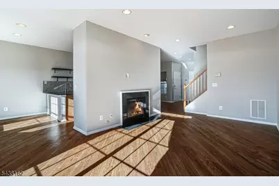1039 Shadowlawn Dr, Green Brook Township, NJ 08812 - Photo 10