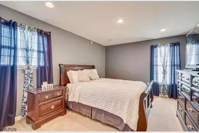 103 Timberhill Dr, Franklin Township, NJ 08823 - Photo 24