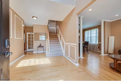 103 Timberhill Dr, Franklin Township, NJ 08823 - Photo 2