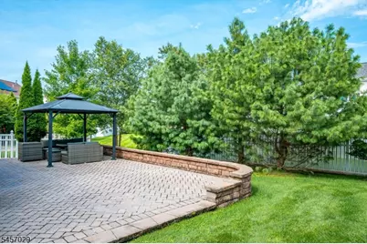 103 Timberhill Dr, Franklin Township, NJ 08823 - Photo 40