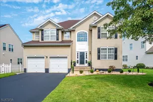 103 Timberhill Dr, Franklin Township, NJ 08823 - Photo 1