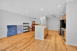 8 Allister Ct, Lincoln Park, NJ 07035 - Photo 4