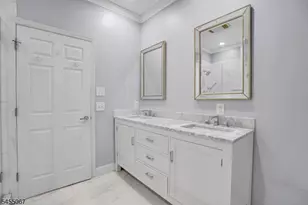 8 Allister Ct, Lincoln Park, NJ 07035 - Photo 14
