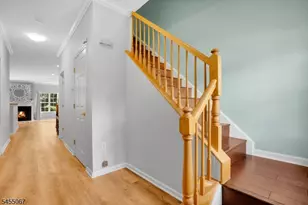 8 Allister Ct, Lincoln Park, NJ 07035 - Photo 2