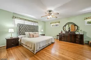 115 Riverwood Ave, Bedminster Township, NJ 07921 - Photo 16