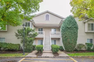 72 Sage Ct Ondo, Bedminster Township, NJ 07921 - Photo 22