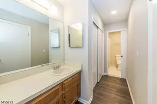 72 Sage Ct Ondo, Bedminster Township, NJ 07921 - Photo 16