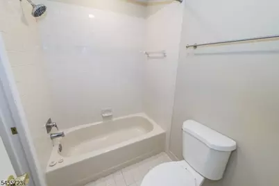 72 Sage Court Ondo, Bedminster Township, NJ 07921 - Photo 18