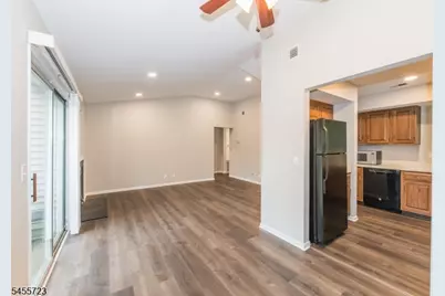 72 Sage Court Ondo, Bedminster Township, NJ 07921 - Photo 6