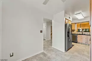 5 Wedgewood Dr, Woodland Park, NJ 07424 - Photo 10