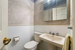 5 Wedgewood Dr, Woodland Park, NJ 07424 - Photo 18