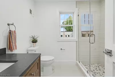 941 Lincoln Ave E, Cranford Township, NJ 07016 - Photo 6