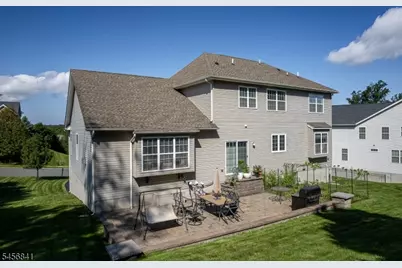 5 Pfrommer Ave, Mount Olive, NJ 07828 - Photo 2