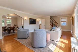 8 S Oak Ct, Madison, NJ 07940 - Photo 4
