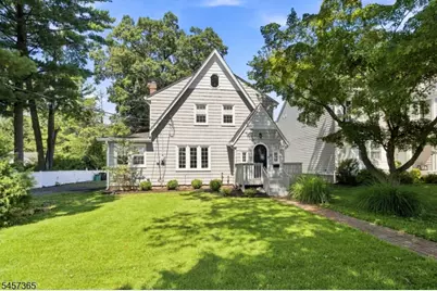 8 S Oak Ct, Madison, NJ 07940 - Photo 1