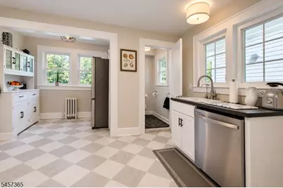 8 S Oak Ct, Madison, NJ 07940 - Photo 10