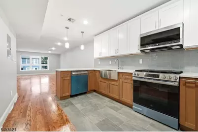 39 Grand Ave, Newark, NJ 07106 - Photo 6