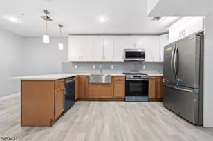 39 Grand Ave, Newark, NJ 07106 - Photo 40