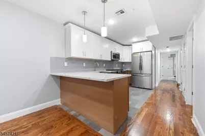 39 Grand Ave, Newark, NJ 07106 - Photo 4